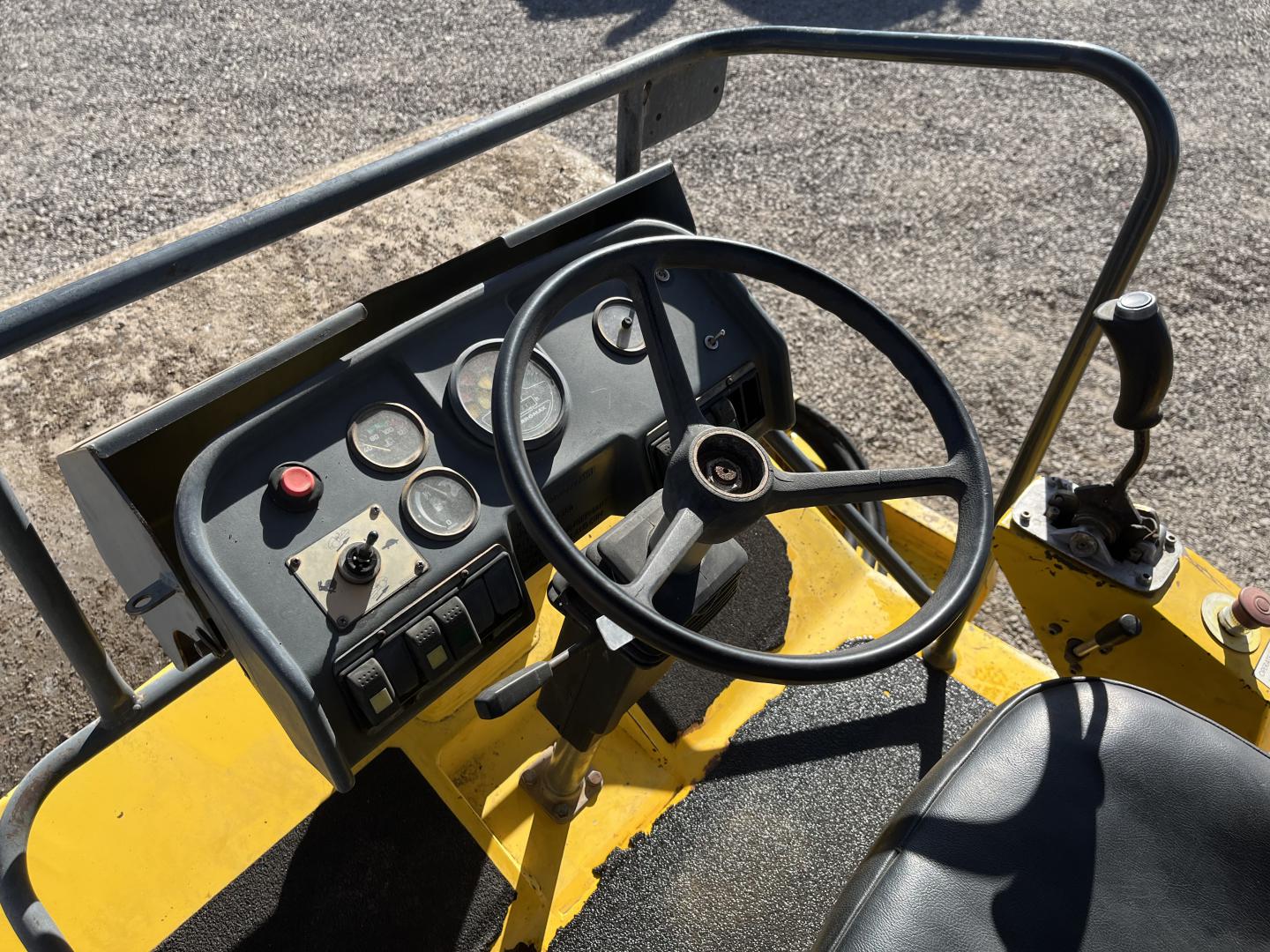 ./imagenes/INVOICE/2019/15339/COMPACTADOR VIBROMAX (21).JPG